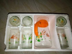 Glass Pitcher &amp; 6 Glasses Set