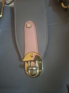 Grey &amp; Pink Shoulder/Crossbody Handbag 🩶🩷