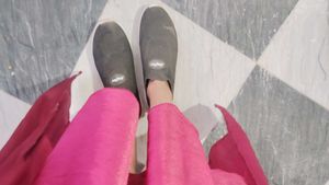casual shoes with free gifts