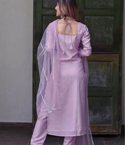 Elegant Lavender Kurta Set with Dupatta