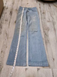 Ma6191 Sabrin bootcut jeans waist 26 inches
