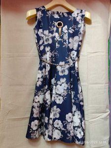 Floral Print Dress - Navy &amp; White