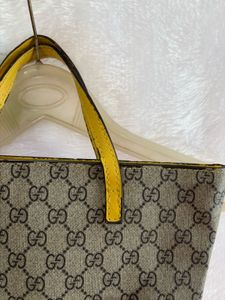 Guc Handbag 👜