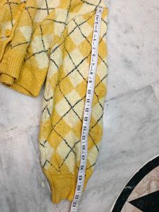 H&amp;M Yellow Argyle Cropped Cardigan