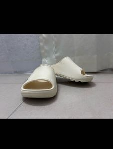 Comfortable Cream Slides with "AIR" Print
