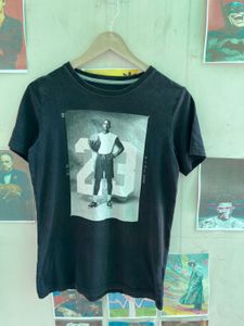 Michael Jordan 23 T-Shirt  (T552)