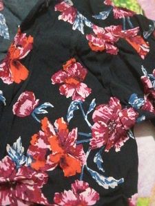 Chic Floral Print top/shirt