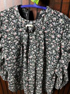 Stylish Printed Tops For Women pack of 2 💯