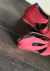 maroon wedges heels