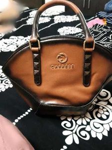 Stylish Caprese Handbag