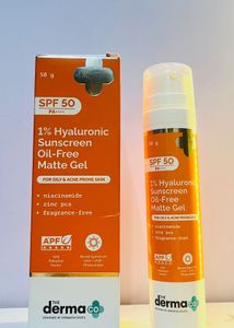 The Derma Co. Hyaluronic Sunscreen Gel