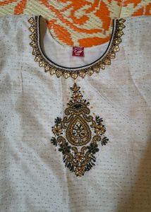 Elegant White Embroidered Kurta