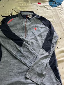 Men's Grey Pullover Athletic fitted T-shirt
