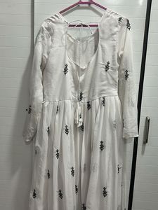 White Kurta with Black Embroidery and dupatta