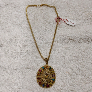 Pendant with chain