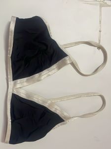 Stylish Black Sports Bra