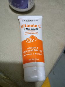 ELIBLISS Vitamin C Face Wash &amp; LA'BANGERRY Conditi