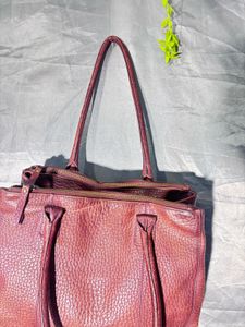 Chic Burgundy Leather Tote Bag