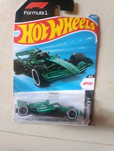 Hot wheels f1 Aston martin and Kick sauber
