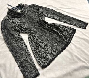 🎉Buy1 Get1 Free🎉Leopard Print Sweater M