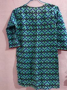 Green &amp; Blue Geometric Print Kurta