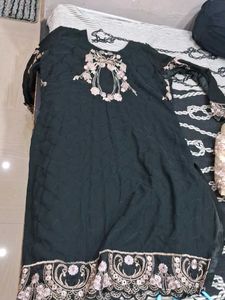Pakistani Suit