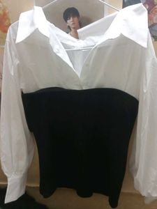 Chic Two-Tone Long Sleeve Top