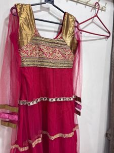 Stunning Pink &amp; Gold Ethnic Gown