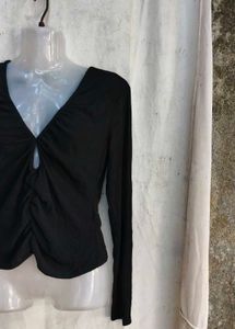 Chic Black Ruched Long Sleeve Top