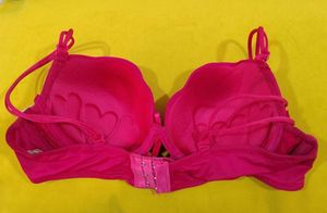 1003 -- 3 hook Push-Up padded Bra