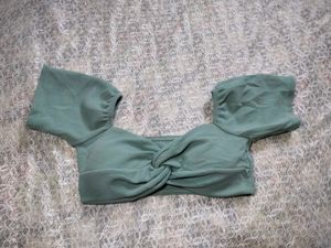 Chic Twisted padded  Crop Top