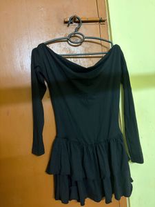 Chic Black One-Shoulder Dress