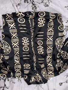 Black &amp; Beige Abstract Print Button-Up Shirt