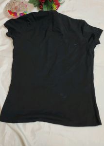 Basic Black T-shirt