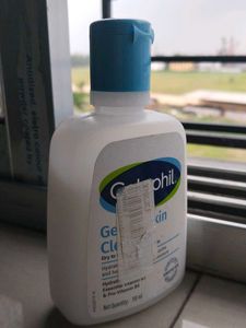 A gentle foaming cleanser