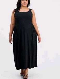 Simple Black Sleeveless Dress