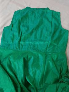 Stunning Emerald Green Gown