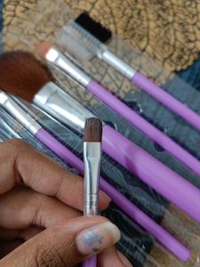 Purple Handle Makeup Brush Set