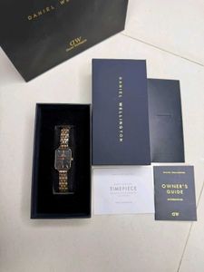Daniel Wellington Watch - Green Dial
