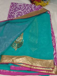 Elegant Purple Floral Print Saree with blouse