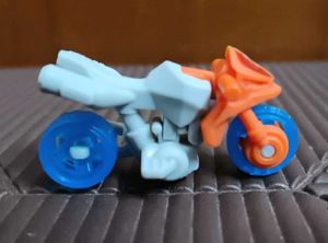 5 kinder Joy bike toys