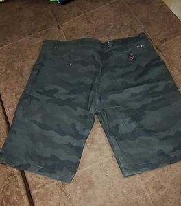 buy 1 get one free Green Cotton shor