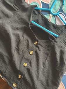 Chic Black Puff Sleeve Button-Up Top