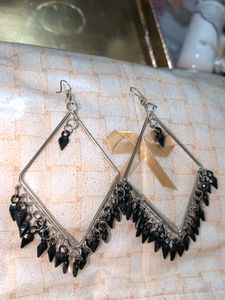 Chic Black &amp; White Hoop Earrings