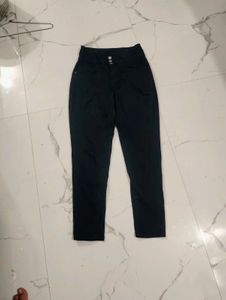 Karus3.High Waisted Black Denim Jeans