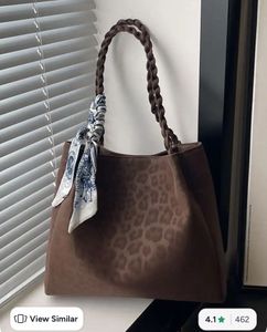 Stylish Leopard Print Shoulder Bag