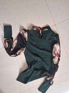 UNIQUE Printed Sleeve Top