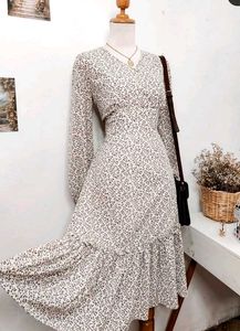 Floral Summer Dress with Ruffle Hem