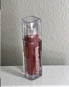 Huda Beauty Lip Gloss - Bombshell