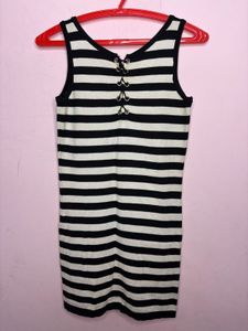 Striped Lace-Up Dress🦓